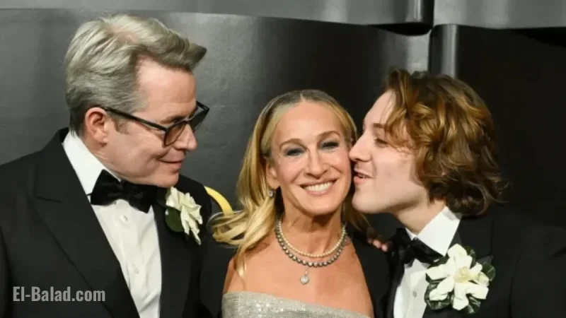 Sarah Jessica Parker Shines on Golden Eve Red Carpet