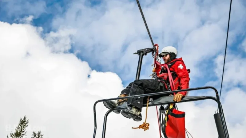 Skiers Evacuated by Rope from Chair 1 at Whitefish Mountain Resort