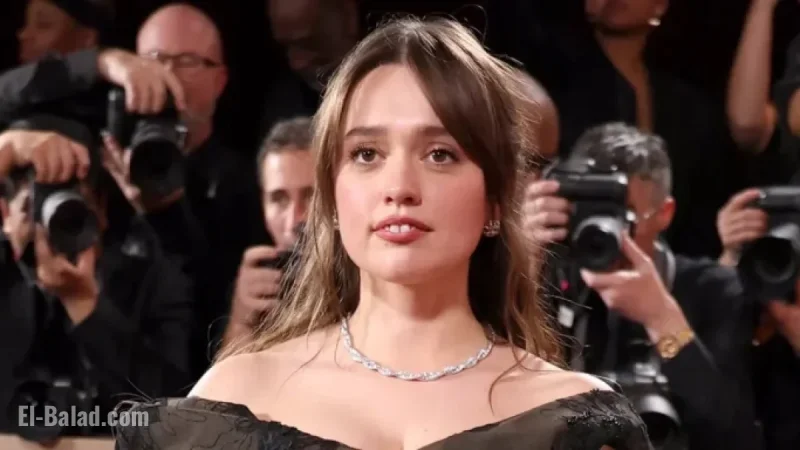 Aimee Lou Wood Stuns in Asymmetrical Gown at 2026 Golden Globes