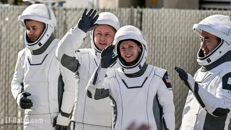 NASA Evacuates Astronauts from Orbit Due to Illness, Expert Reports
