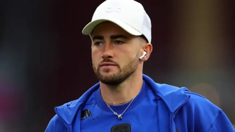 Club Halts Pursuit of Departing Leeds United Star