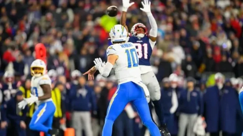 Patriots Coordinators Zak Kuhr, Josh McDaniels Propel Win Over Chargers