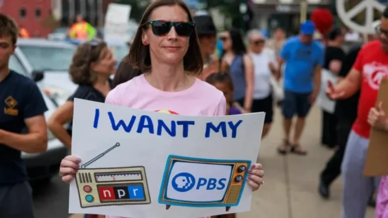 PBS Cuts Weekend Newscasts, Introduces Single-Topic Programs Instead