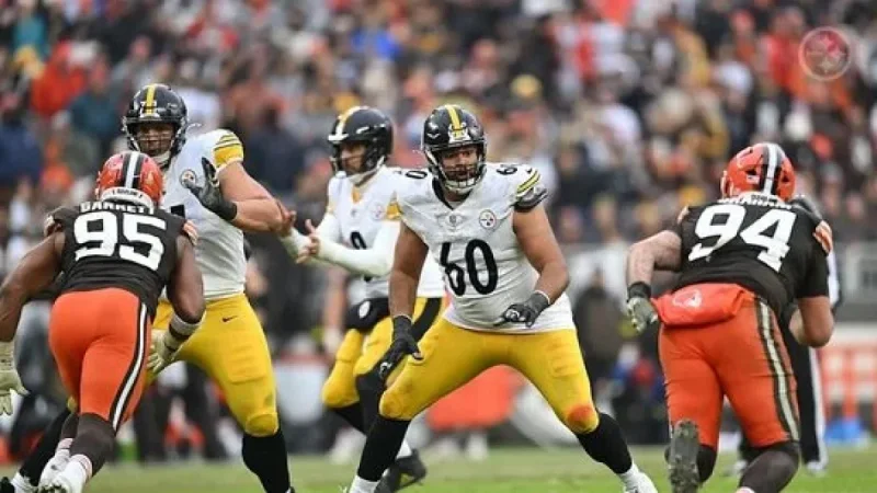 Steelers’ Dylan Cook Explains Why Playing with Aaron Rodgers Is “Effortless”