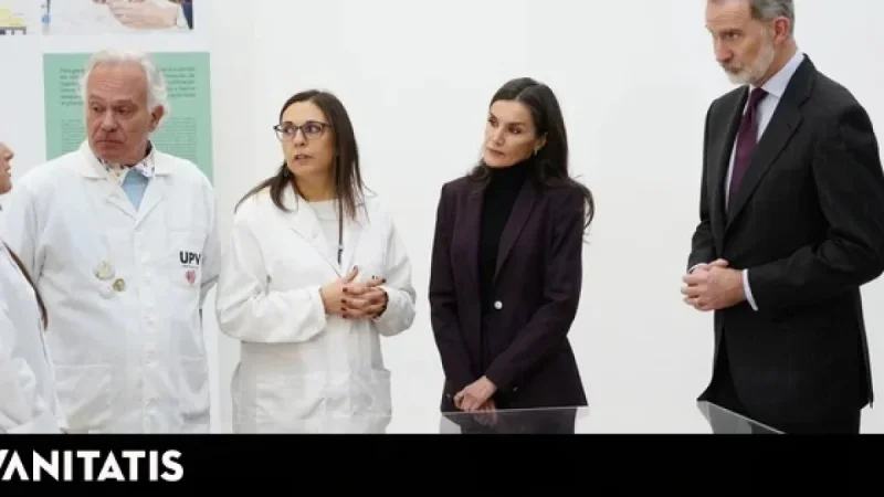 Spanish Royals Support Project Aiding DANA Victims Through Emotional Photos