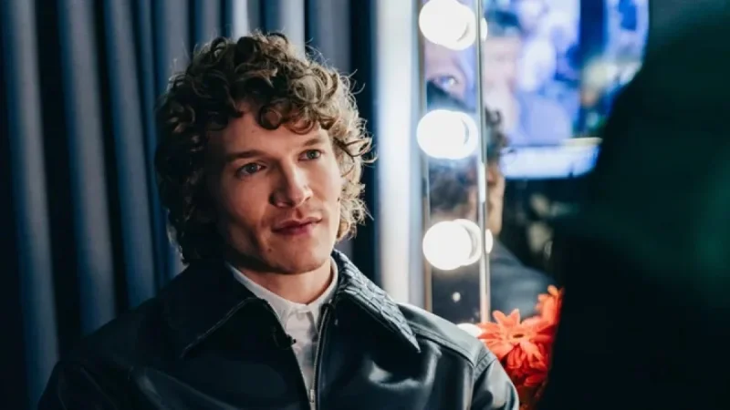 Connor Storrie Discusses Meeting Rachel Reid’s ‘Perfect’ Ilya Standard: EXCLUSIVE