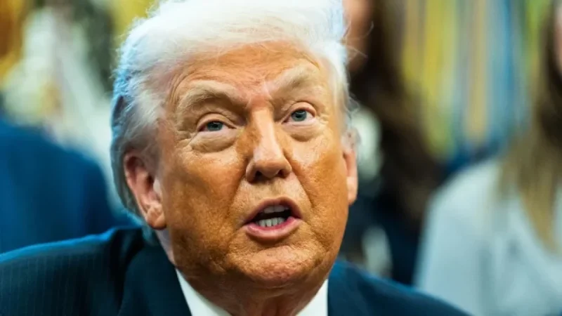 Trump Sets New Tariffs Targeting Foreign High-End Chip Sales