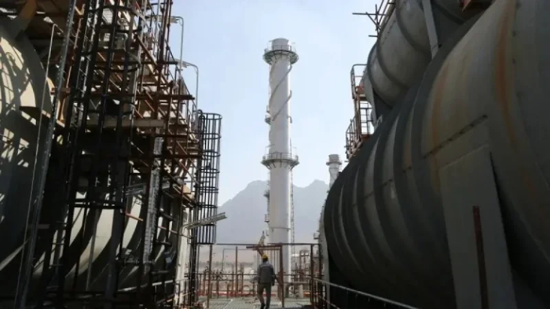 Trump Threatens Oil-Rich Nation Producing Triple Venezuela’s Output