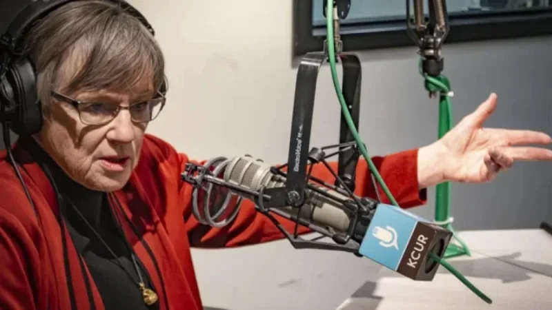 Kansas Gov. Laura Kelly Open to Royals Stadium Deal if Team Acts