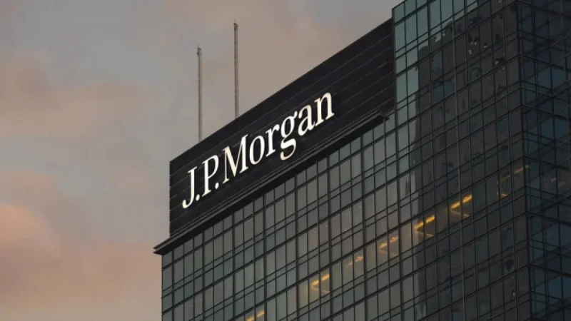 Major Banks Alert: Warning on Trump’s 10% Credit Card Cap