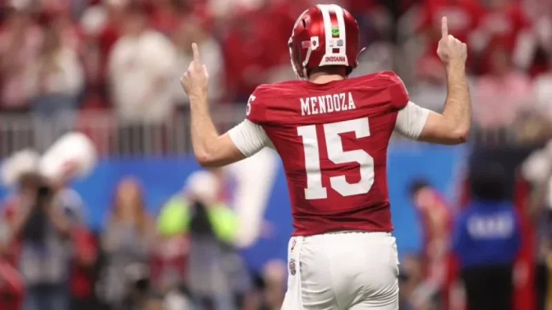 NFL 2026 Mock Draft: Raiders Select Mendoza First, Moore Returns to Oregon
