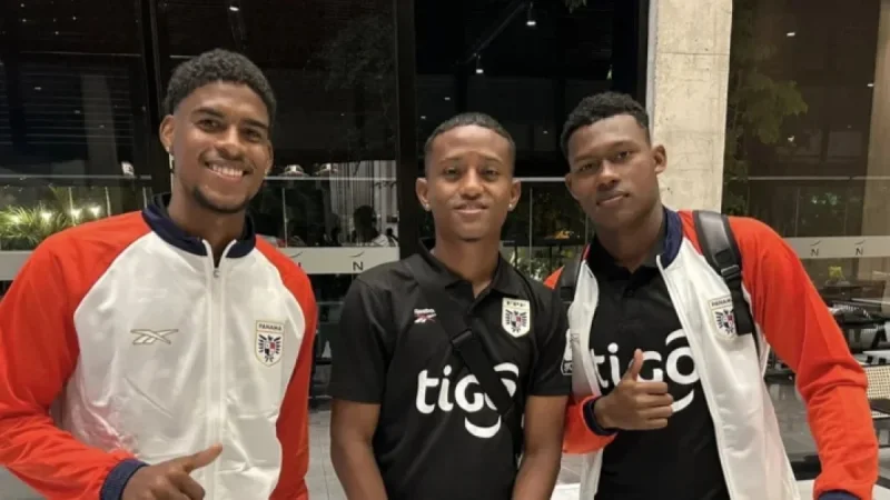 Panama Arrives in Santa Cruz