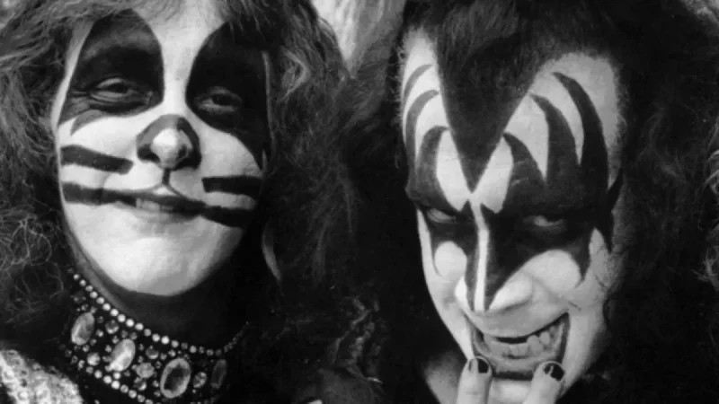 Peter Criss Criticizes Gene Simmons Over ‘Beth’ Allegations
