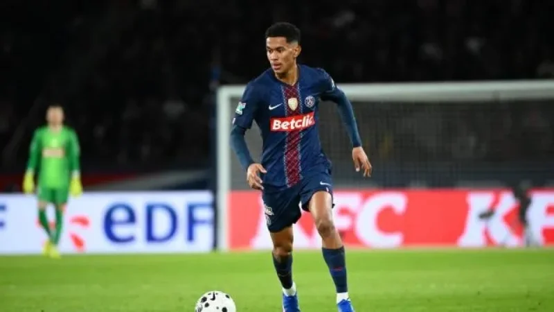 PSG Includes Mayulu, Excludes Barcola; Lille Chooses Mukau Over Correia