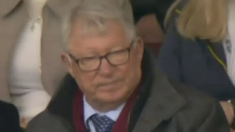 Man Utd Fans Plead with Former Star to Rescue Their Season