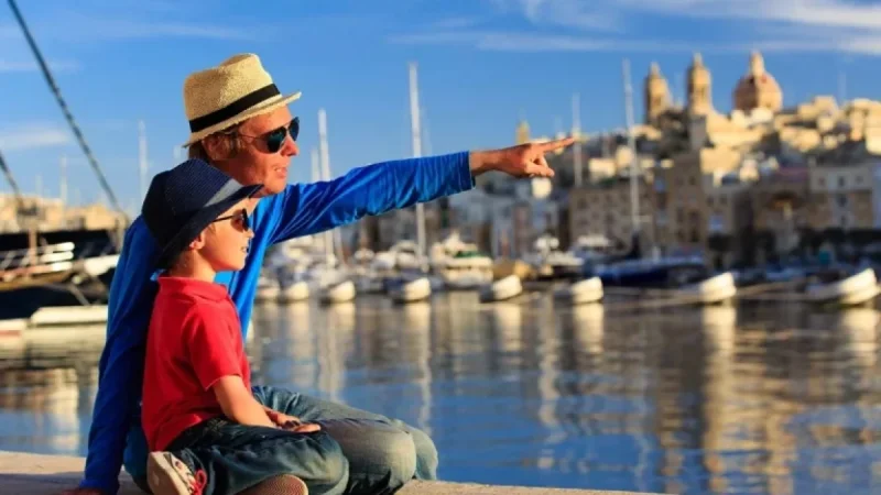 November Tourist Numbers Surge by Nearly 16% Year-on-Year
