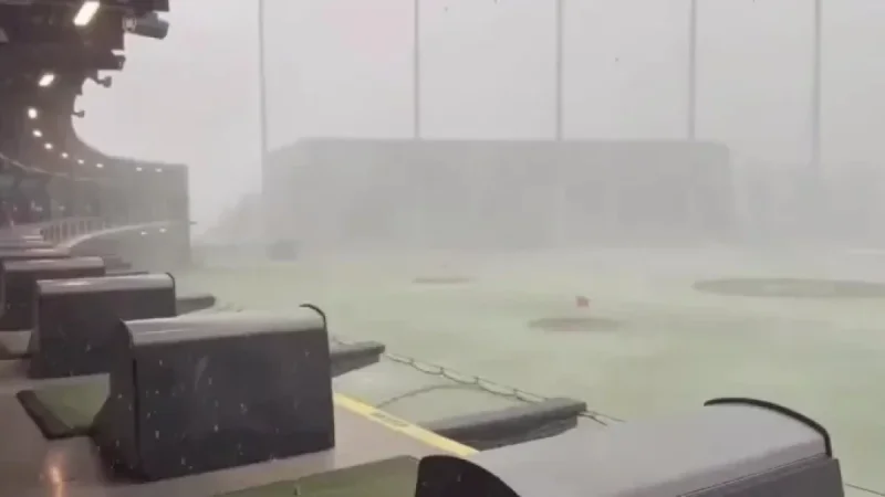 Snow Squalls Sweep Through Omaha Metro Area