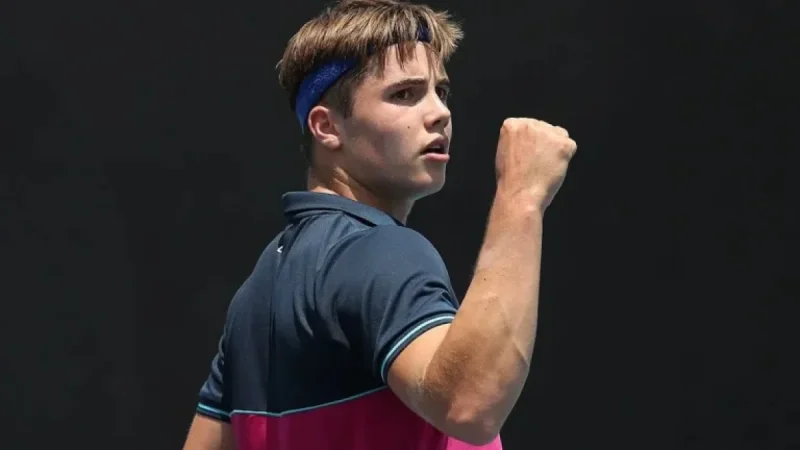 Fery Qualifies for First Australian Open 2026, Faces Cobolli Next