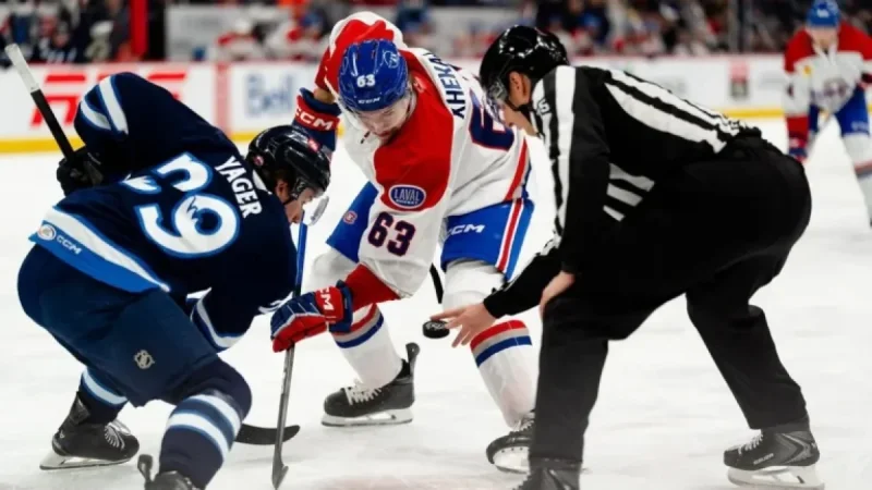 Laval’s Missed Chances Lead to Home Ice Defeat against Moose