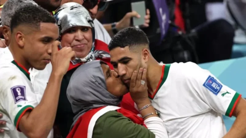 Achraf’s Double Mistake Stuns in Crucial Match