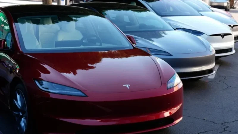 Chinese Electric Vehicles Enter U.S. Market, Sparking Expert Concerns