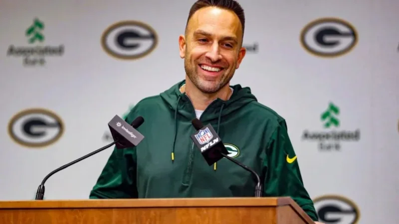 Dolphins Pursue Packers’ Defensive Coordinator Jeff Hafley for Head Coach Role