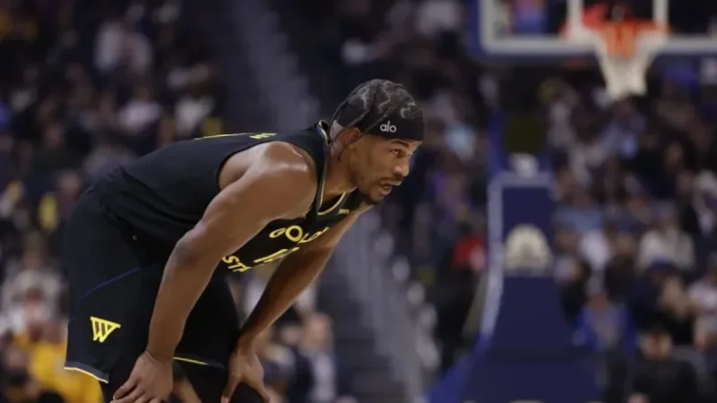 Warriors’ Jimmy Butler Exits Game with Right Knee Injury Versus Heat