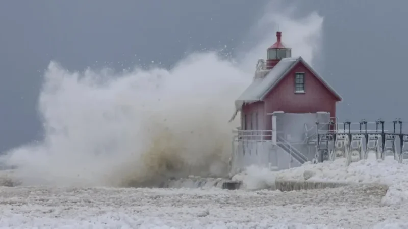 Arctic Cold and Lake Effect Snow to Impact Michigan This Weekend