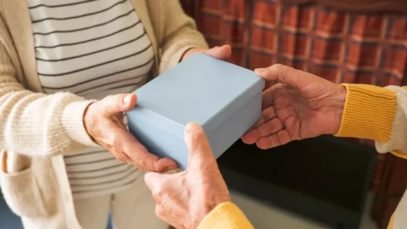 Last-Minute Gift Ideas for Grandparents’ Day 2026