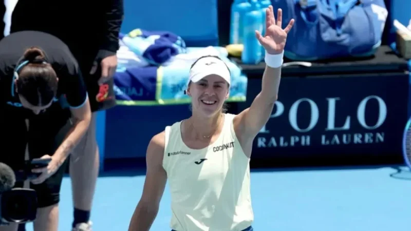Linette Triumphs in Melbourne After Comeback from 0-4, Wins in 158 Minutes