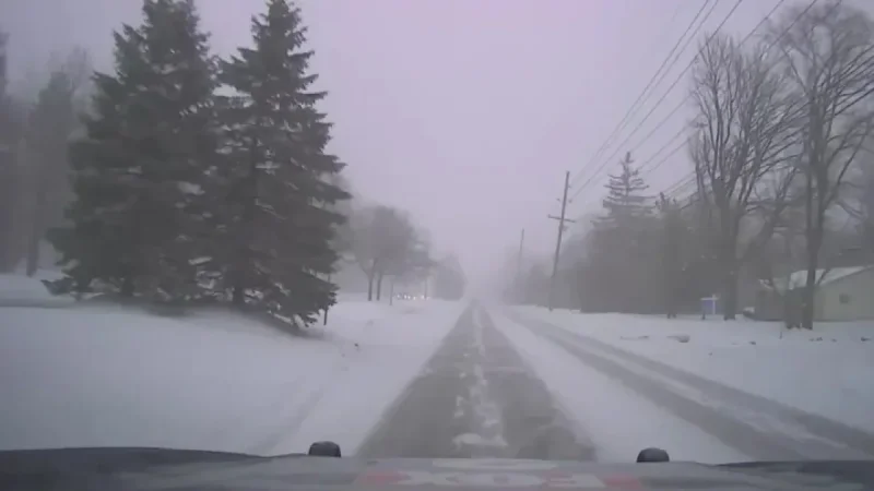 Metro Detroit Weather: Snow Triggers Advisory as Temperatures Slightly Rise Wednesday