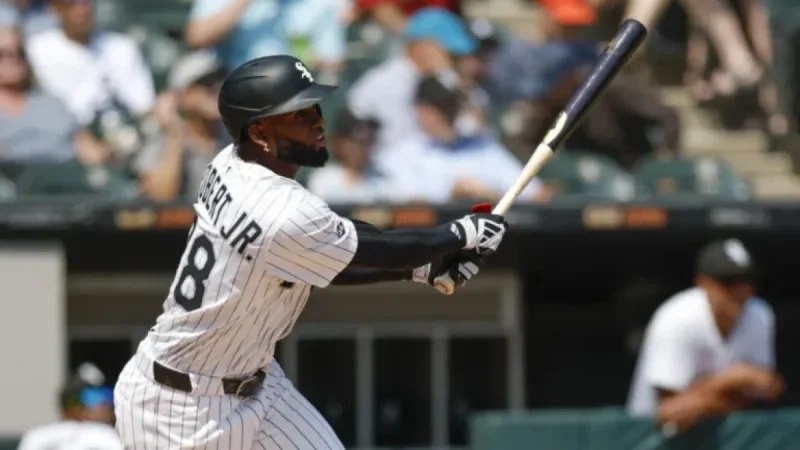 Mets Secure Luis Robert in Trade Deal