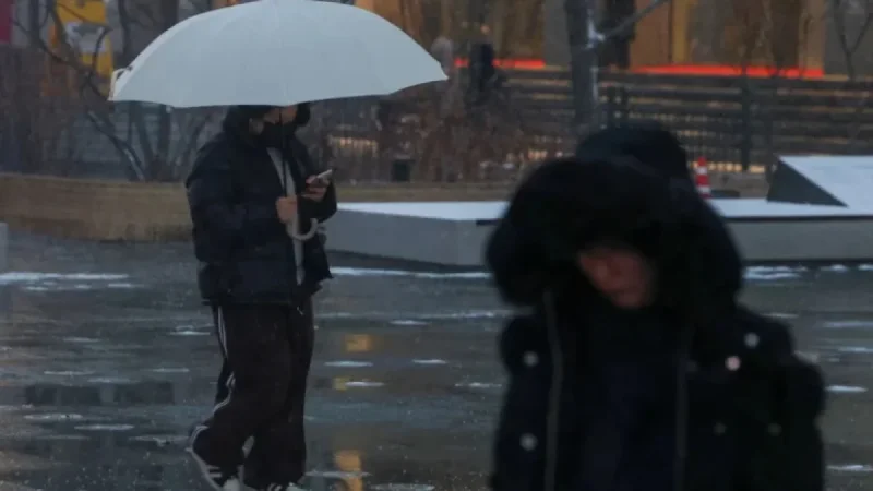 “Prepare Your Umbrellas: Snow and Rain Expected in Central Regions Tomorrow”
