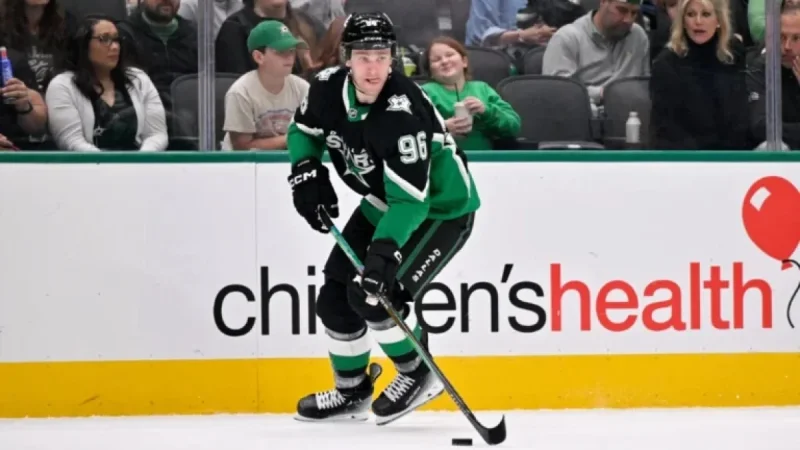 Rantanen, Nichushkin Propel Predators with Central Standouts