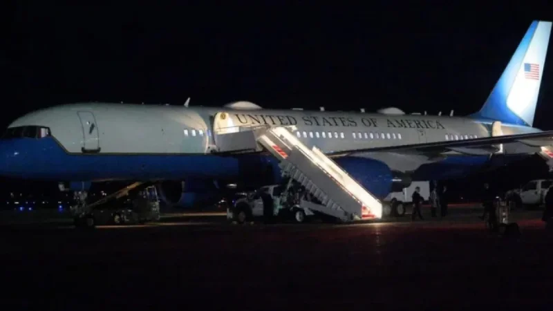 Trump’s Davos Speech Delayed After Air Force One U-Turn