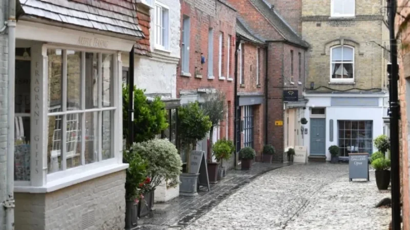 Explore the Timeless Charm of England’s Historic Cobblestone Town