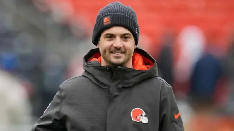 Falcons Hire Ex-Browns Offensive Coordinator Tommy Rees as New OC