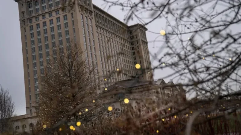 Ford Moves Lincoln Headquarters to Historic Train Station