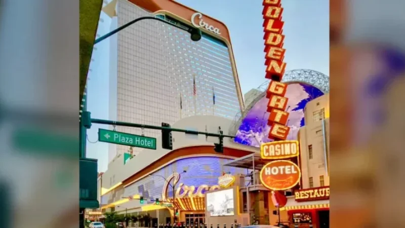 Las Vegas Hotels Accept Canadian Dollar at Par