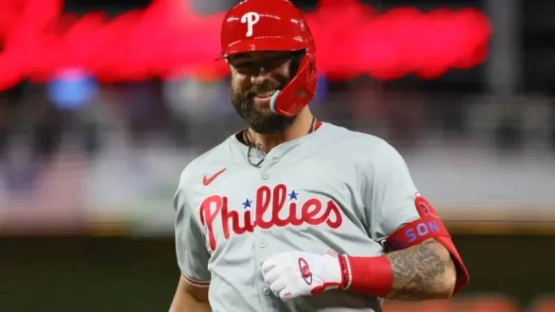 Orioles Acquire Wilson, Designate Suarez for Assignment
