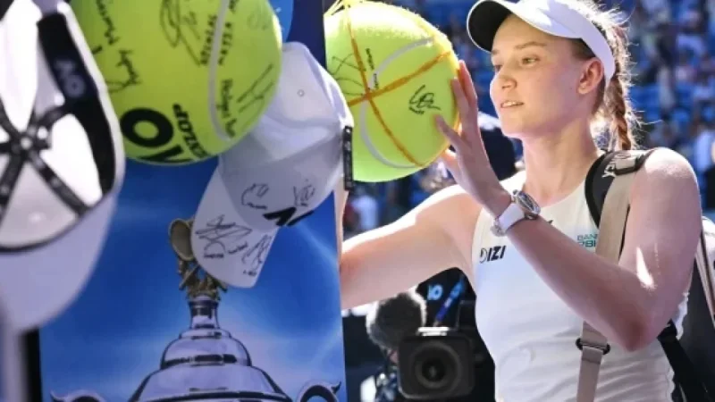 Rybakina Advances to Australian Open Second Round with Dominant Serve