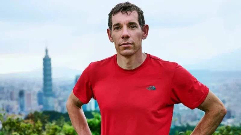 Watch Alex Honnold’s Taipei 101 Climb Live on Netflix