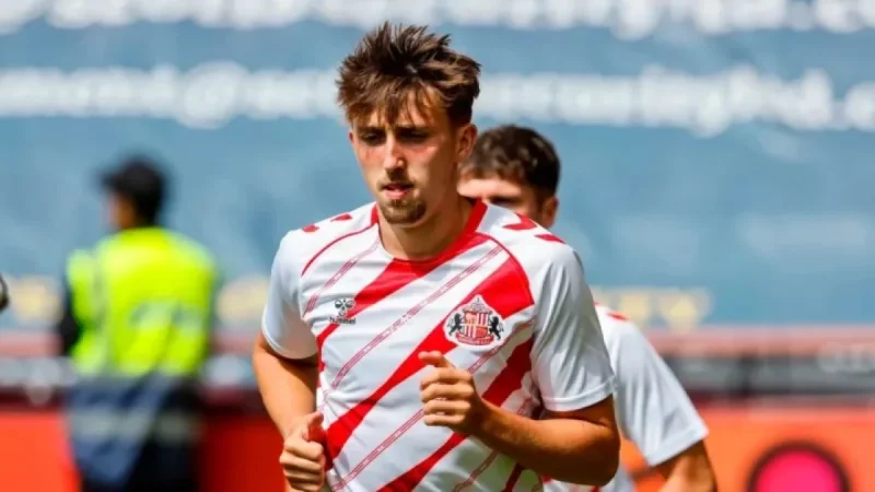 Dan Neil Nears Sunderland Exit as Rangers Fast-Track Transfer After Rohl’s Message