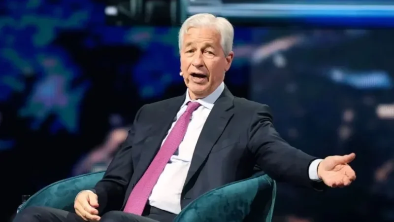 Dimon Challenges Trump to Enforce Credit Card Rate Caps in Two States