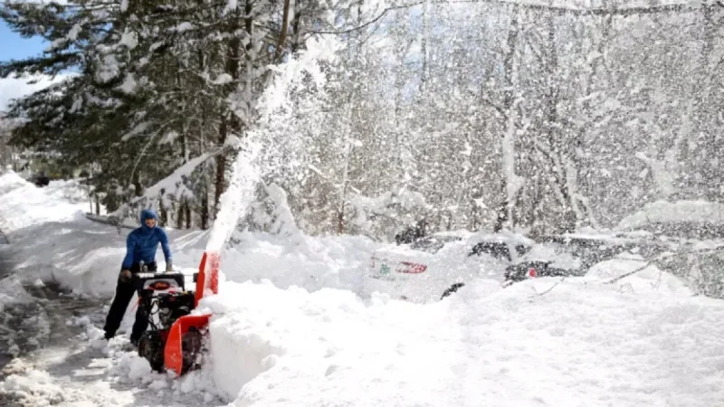 New England Prepares for Major Snowstorm: Latest Model Predictions Unveiled