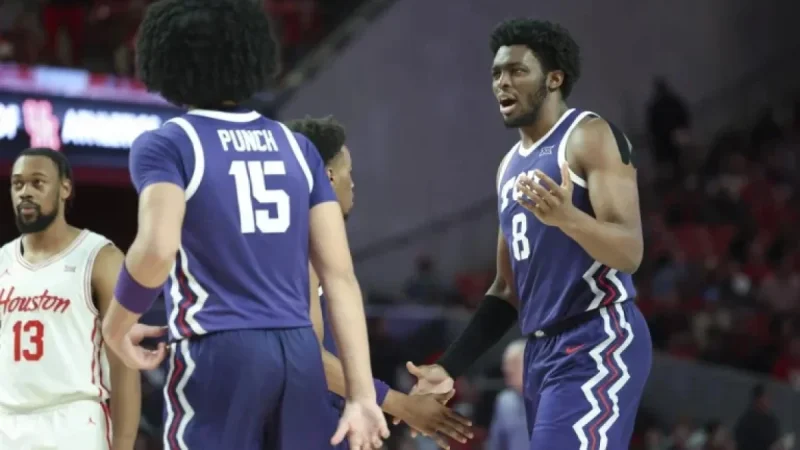 College Basketball Picks: Saturday Predictions for January 24