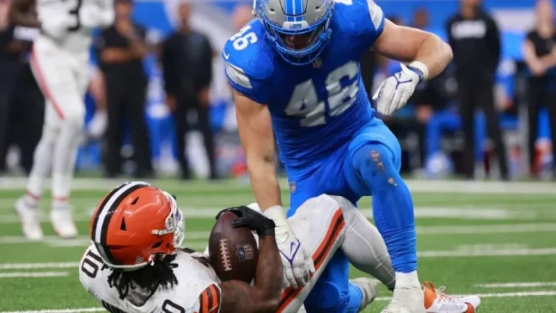 Detroit Lions’ Jack Campbell Earns Top NFL Linebacker Award