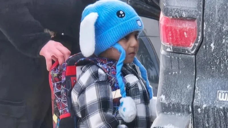 ICE Detains 5-Year-Old with Pending Immigration Case, Halting Deportation