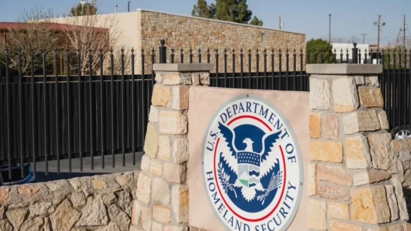 ICE Staff Reports Restrained Man’s Death as ‘Suicide’