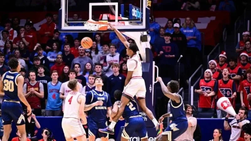 Men’s Basketball Faces Saint Joseph’s Showdown on Saturday